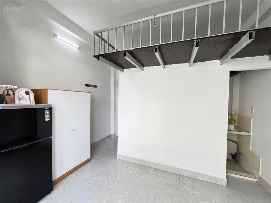 Cho thuê phòng trọ tại số 3, tân phú, q7, 4 triệu, 25 m2 hàng hot