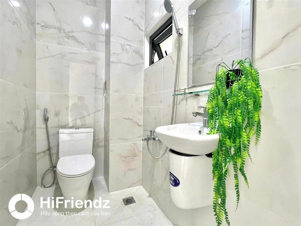 Cho thuê phòng ban công siêu đẹp ở huỳnh tấn phát