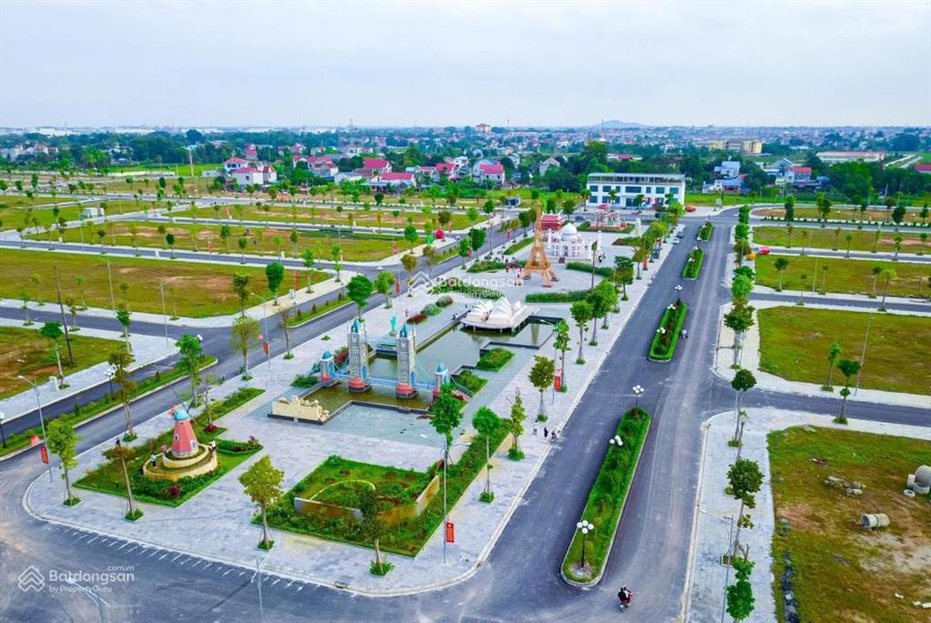 Cần bán lô siêu đẹp tại dự án kđt việt hàn trung tâm phổ yên sổ đỏ chính chủ giá chỉ 1.x tỷ