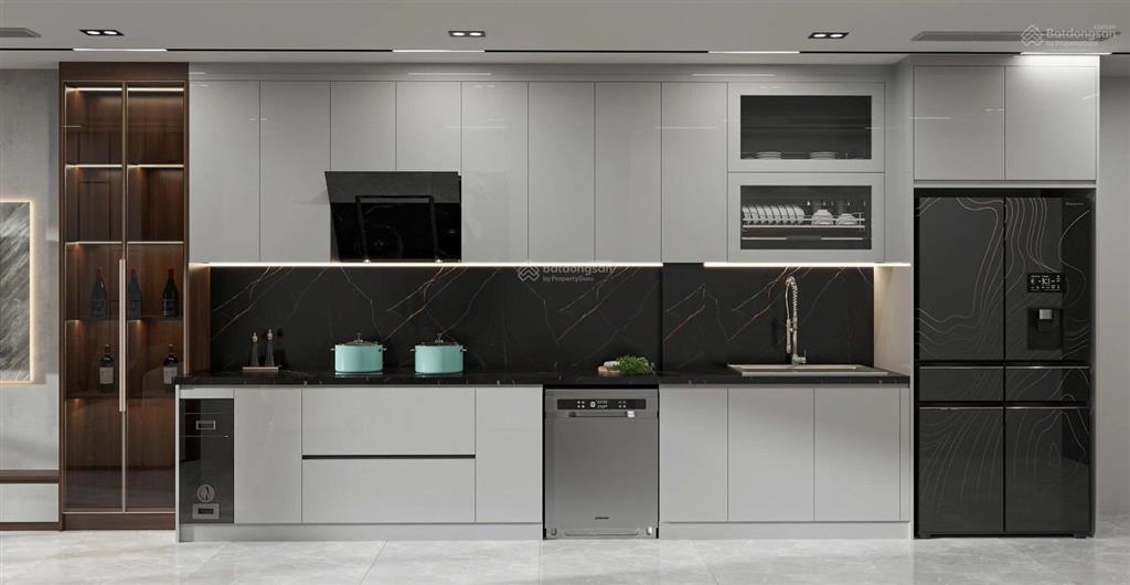 Mặt phố ngô gia tự việt hưng 8 tầng thang máy  full nội thất kinh doanh đỉnh cao. hơn 20tỷ x 36m2