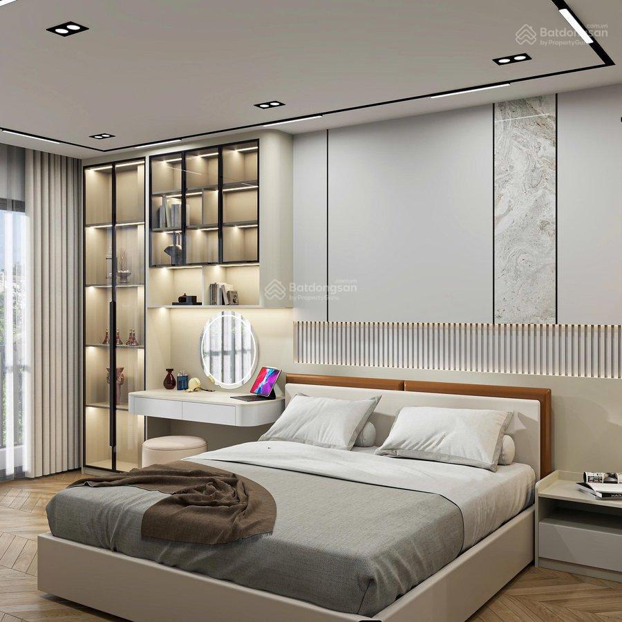 Mặt phố ngô gia tự việt hưng 8 tầng thang máy  full nội thất kinh doanh đỉnh cao. hơn 20tỷ x 36m2