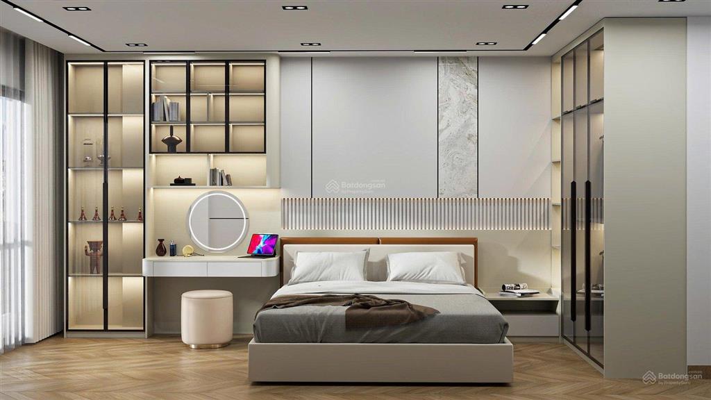 Mặt phố ngô gia tự việt hưng 8 tầng thang máy  full nội thất kinh doanh đỉnh cao. hơn 20tỷ x 36m2