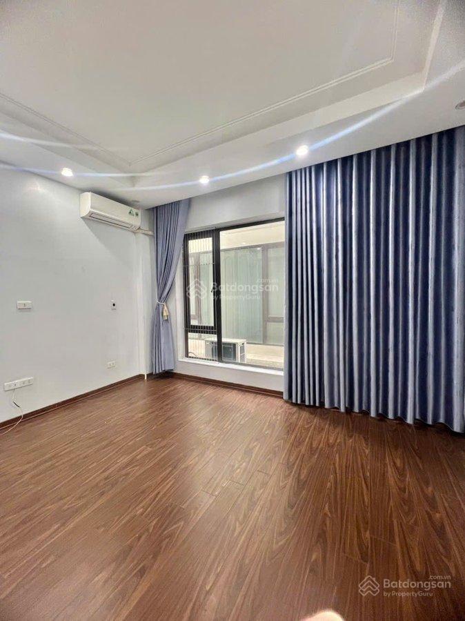 Siêu hiếm  nhà dân xây khu lõi bồ đề  thông hồng tiến 2 thoáng , gần bv tâm anh ,