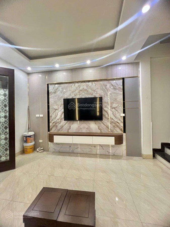 Siêu hiếm  nhà dân xây khu lõi bồ đề  thông hồng tiến 2 thoáng , gần bv tâm anh ,