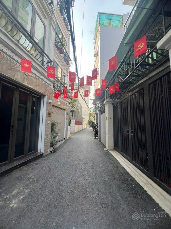 Siêu hiếm  nhà dân xây khu lõi bồ đề  thông hồng tiến 2 thoáng , gần bv tâm anh ,