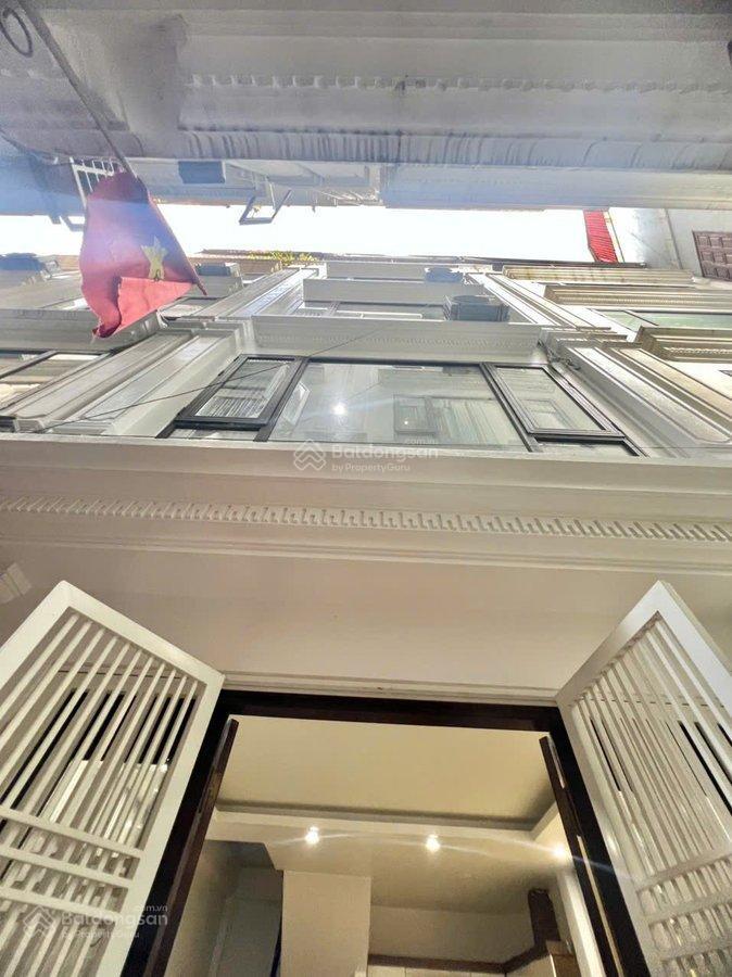 Siêu hiếm  nhà dân xây khu lõi bồ đề  thông hồng tiến 2 thoáng , gần bv tâm anh ,