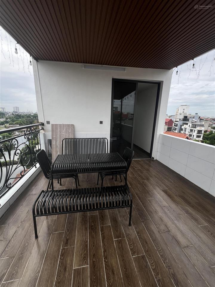 Bán nhà ngọc thuỵ  bồ đề cách hồng tiến kéo dài 20m8 tầng thang máy gara oto full nội thất xịn
