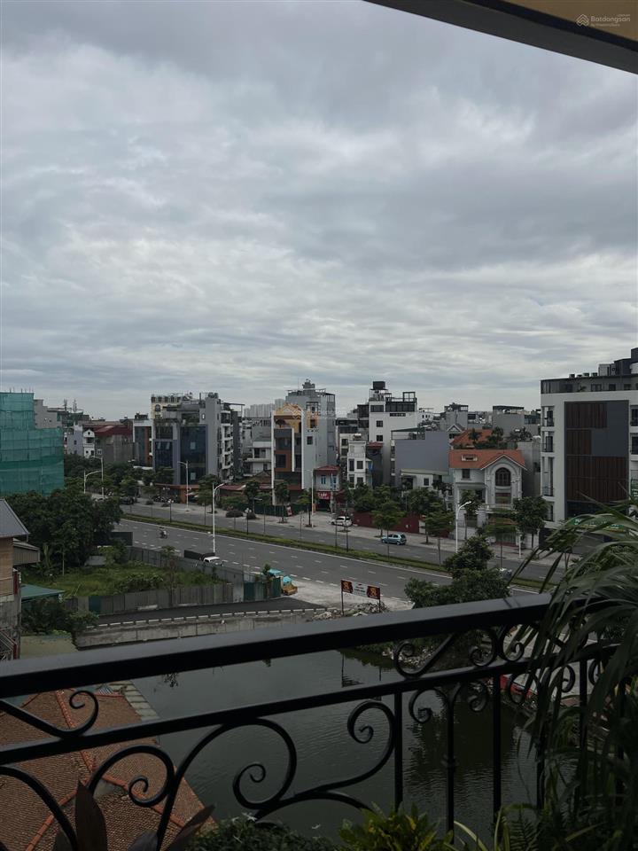 Bán nhà ngọc thuỵ  bồ đề cách hồng tiến kéo dài 20m8 tầng thang máy gara oto full nội thất xịn