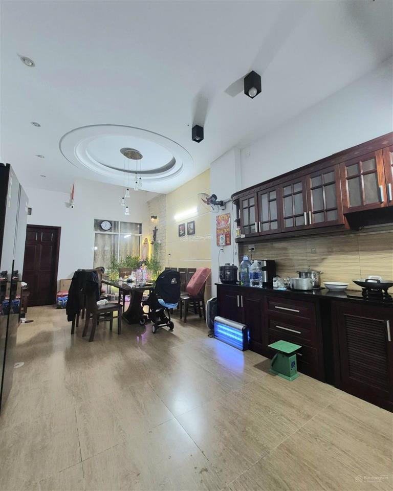 Bán nhà hẻm ô tô tân sơn nhì, tân phú, 65m2, 3 tầng, giá 8.49 tỷ.