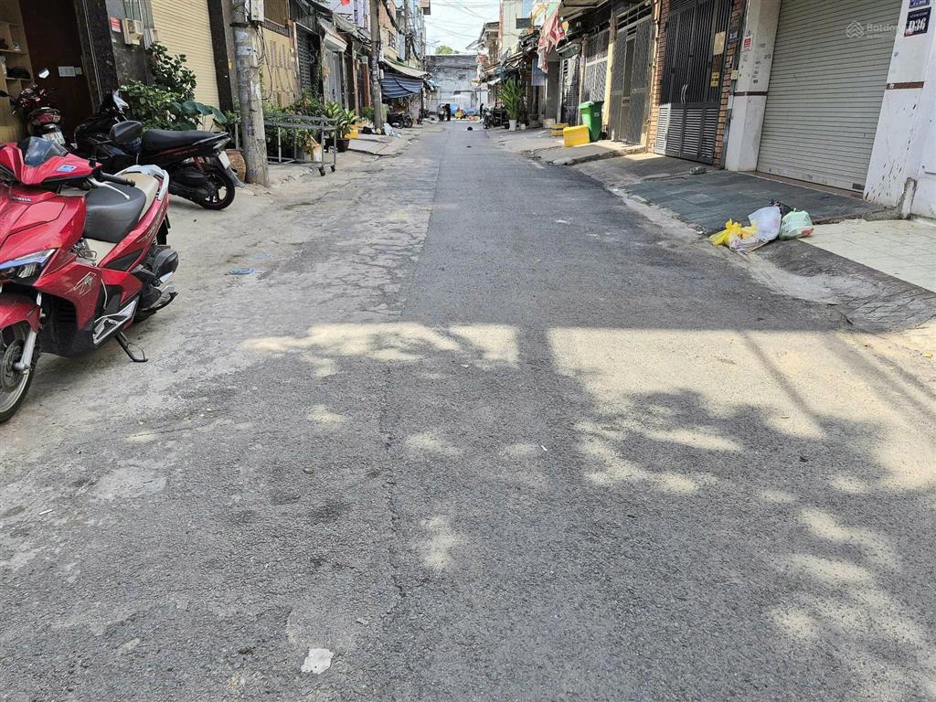 Bán nhà hxh đường gì dầu, tân phú, 5x19.5m, 3 tầng, giá chỉ 9.68 tỷ