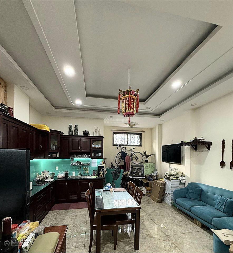 Bán nhà hxh đường gì dầu, tân phú, 5x19.5m, 3 tầng, giá chỉ 9.68 tỷ