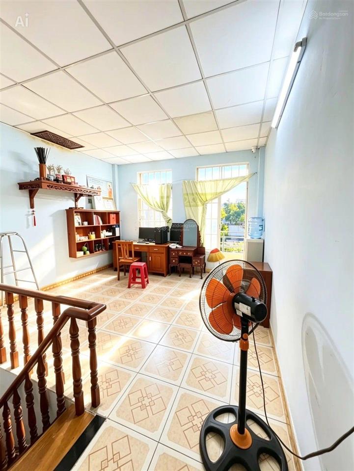 Bán nhà đường tân sơn nhì, tân phú, 41m2, 2 tầng, giá chỉ 3.68 tỷ