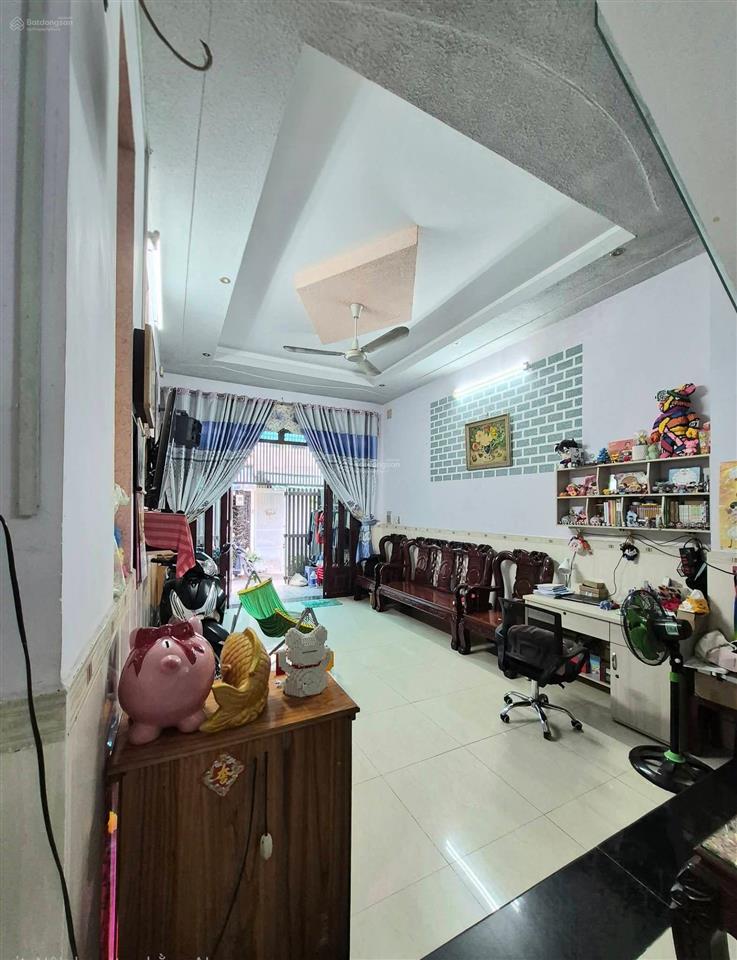 Bán nhà hẻm ô tô đường lê trọng tấn, 71.8m2, 2 tầng, giá chỉ 5.6 tỷ