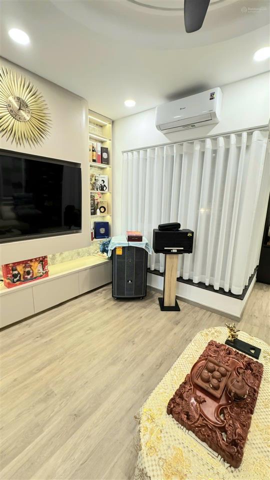 Bán nhà đường phạm văn bạch, tân bình, 66m2, 4 tầng, giá chỉ 6.68 tỷ