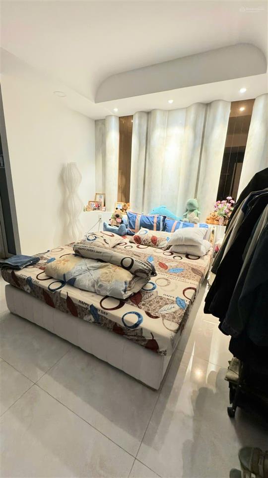 Bán nhà đường phạm văn bạch, tân bình, 66m2, 4 tầng, giá chỉ 6.68 tỷ