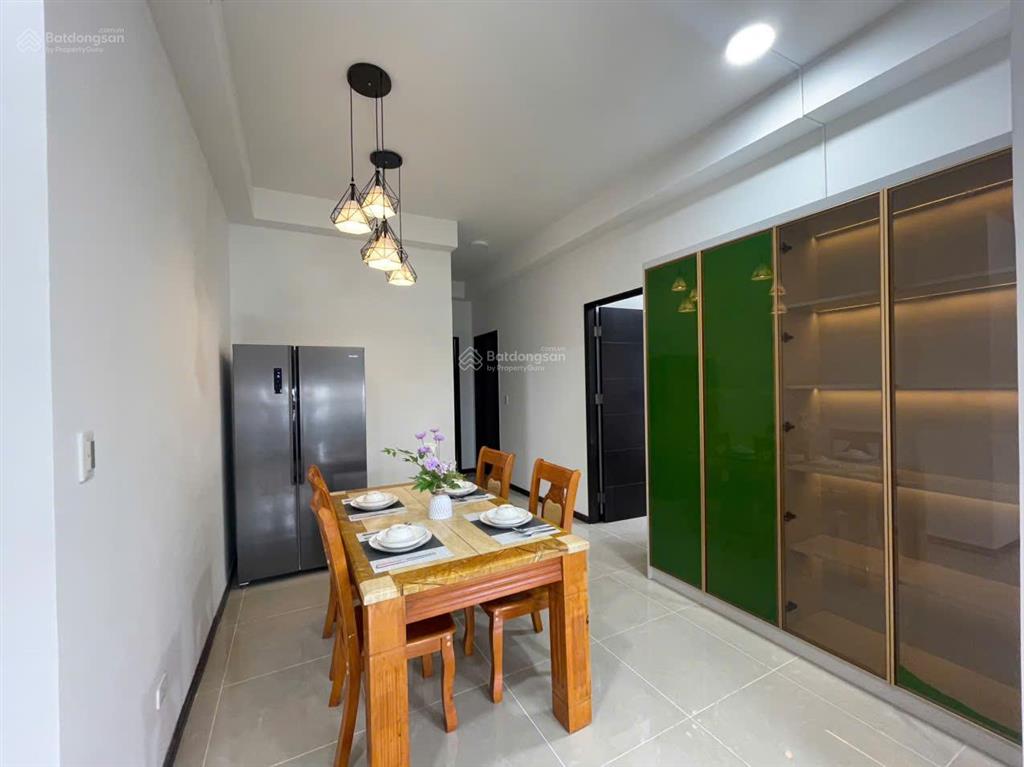 Cho thuê gấp cc docklands đẹp xuất sắc 99 nguyễn thị thập, 18 triệu, 106m2