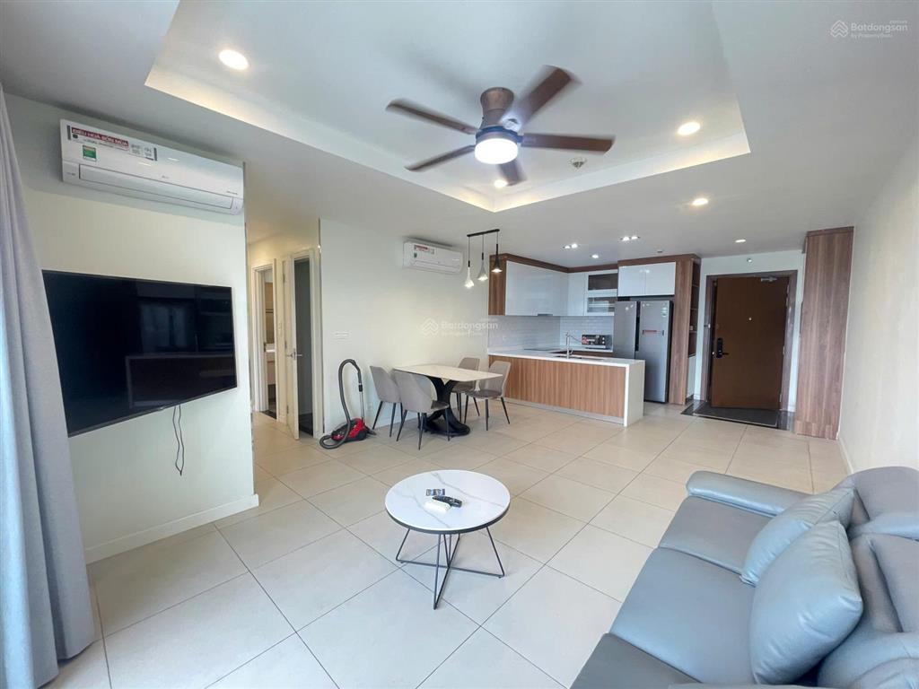 Bán căn hộ cc kosmo tây hồ, 10,5 tỷ, 84m2, 2pn, 2wc, nội thất đầy đủ