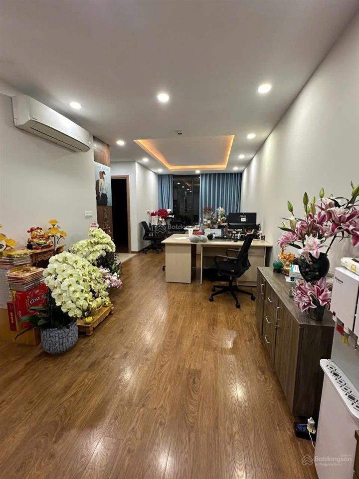 Cho thuê căn hộ 2pn, 2wc, 81m2 giá tốt tại the park home, thành thái, cầu giấy