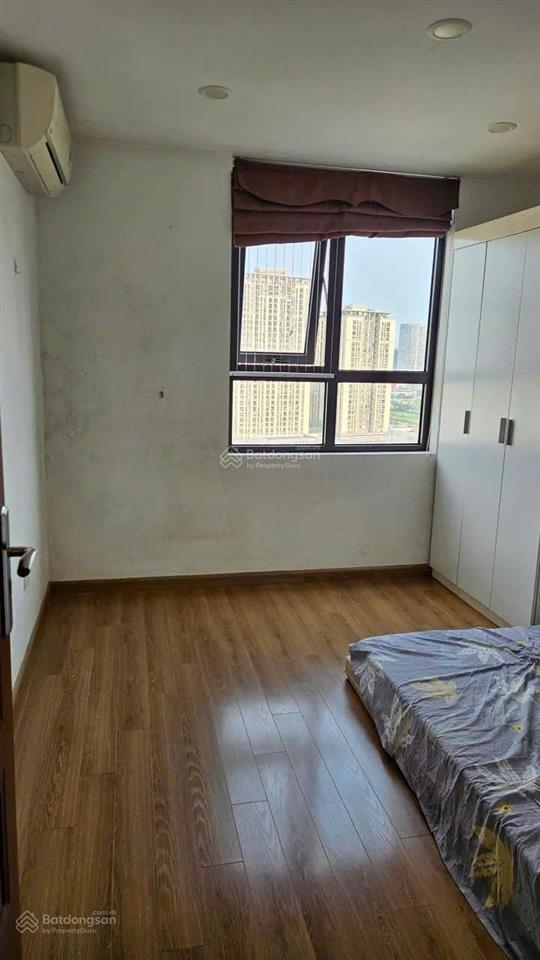 Cho thuê căn hộ 2pn, 2vs, 70m2 tại central field trung kính, giá cực chất chỉ với 16 triệu vnd