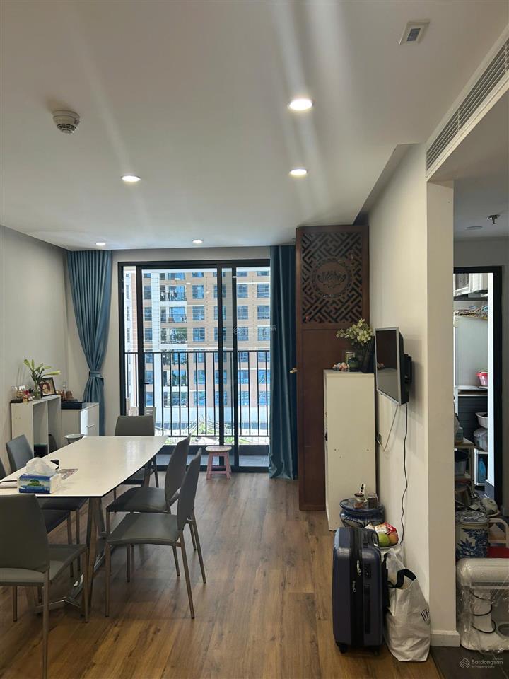 Cho thuê cc 6th element, 15,5 triệu, 83m2, 2pn, 2wc, view đẹp, chính chủ