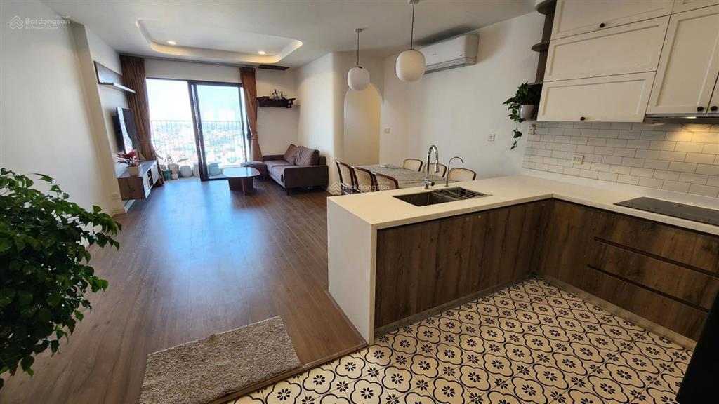 Cho thuê cc kosmo tây hồ, 16 triệu vnd, 80m2, view đẹp hot!