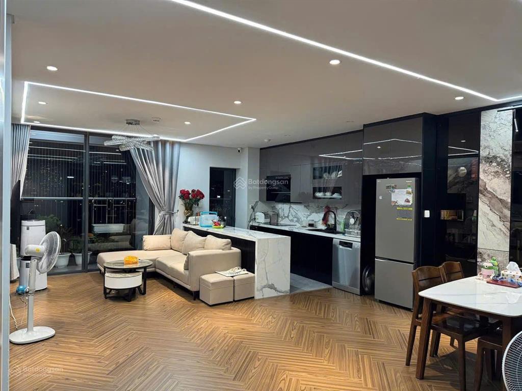 Cho thuê cc n03t6 ngoại giao đoàn, 23 triệu vnd, 121 m2, view đẹp hot!