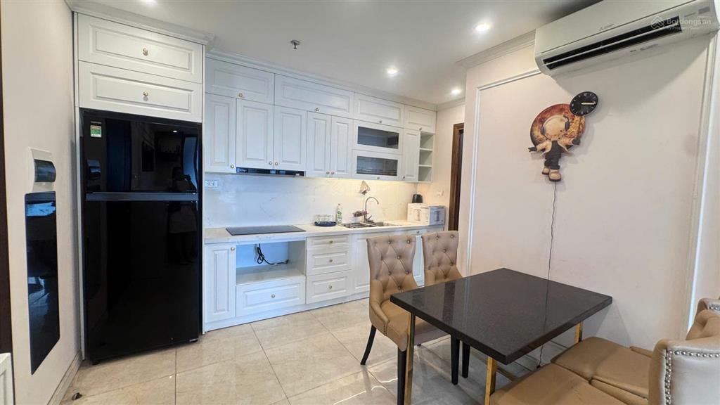 Cho thuê căn hộ 2pn, 2wc tại cầu giấy center point, 14 triệu, 53m2