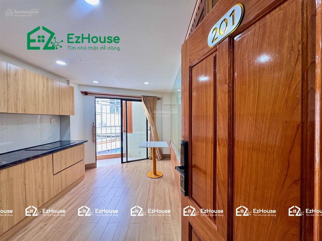 Ccmn cao cấp studio, 1pn 1 wc, ban công 40m2, full nội thất, gần iuh, vlu  gần cv gia định