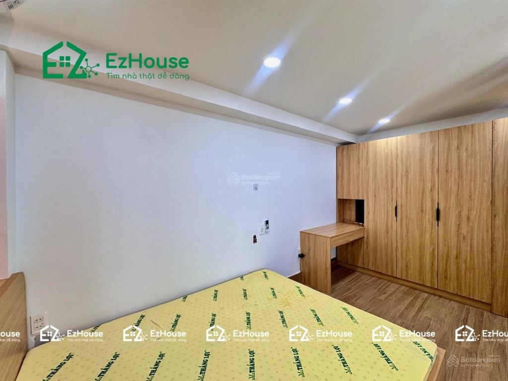 Ccmn cao cấp studio, 1pn 1 wc, ban công 40m2, full nội thất, gần iuh, vlu  gần cv gia định