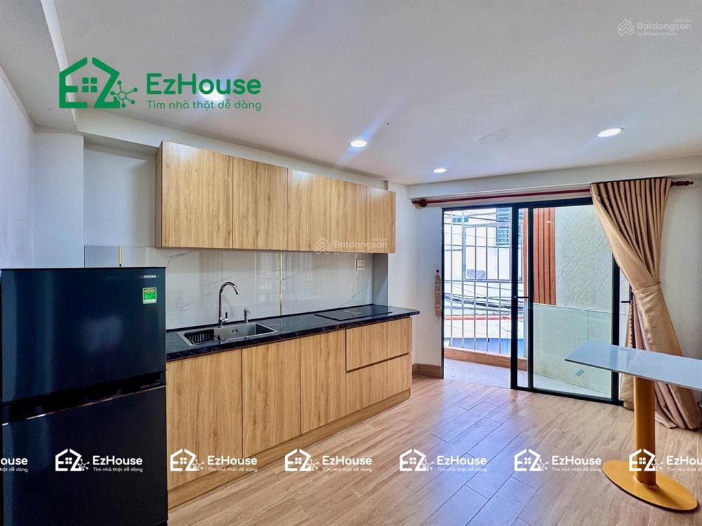 Ccmn cao cấp studio, 1pn 1 wc, ban công 40m2, full nội thất, gần iuh, vlu  gần cv gia định