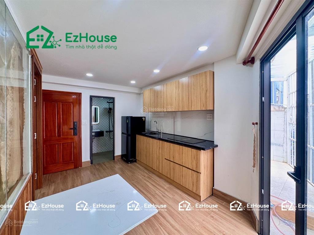 Ccmn cao cấp studio, 1pn 1 wc, ban công 40m2, full nội thất, gần iuh, vlu  gần cv gia định