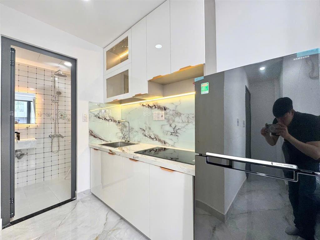 Studio bancol full nt 40m2 máy giặt riêng gần đh vlu  iuh. thang máy+ nhà xe full tiện ích
