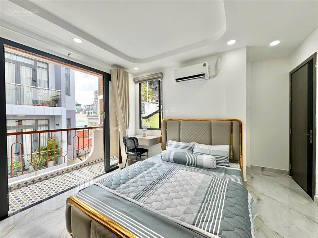Studio bancol full nt 40m2 máy giặt riêng gần đh vlu  iuh. thang máy+ nhà xe full tiện ích