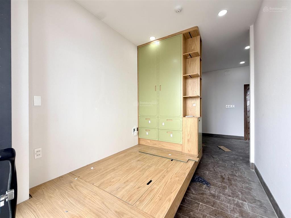 Chdv 2pn  1pk  1wc bancol 45m2 full nt mgr  view sông siêu mát  tiện qua mấy quận trung tâm