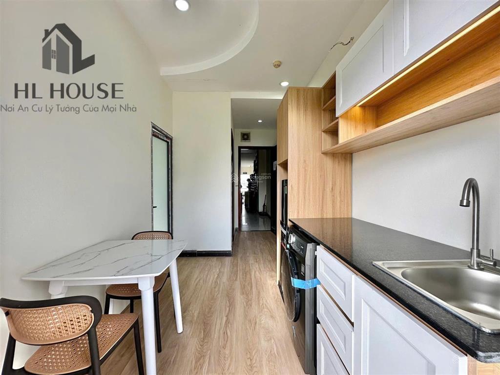 1pn tách bếp bancol 40m2 full nt ngay công viên làng hoa gò vấp  gần trường đh vlu  iuh. giá tốt