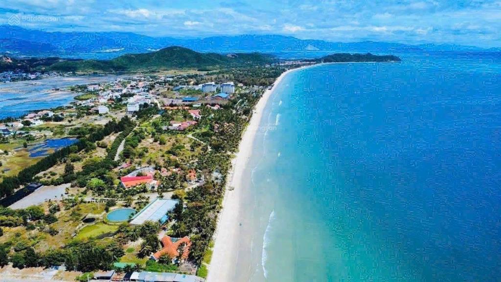 E chuyên nhận ký gửi và săn nguồn đất biển dốc lết