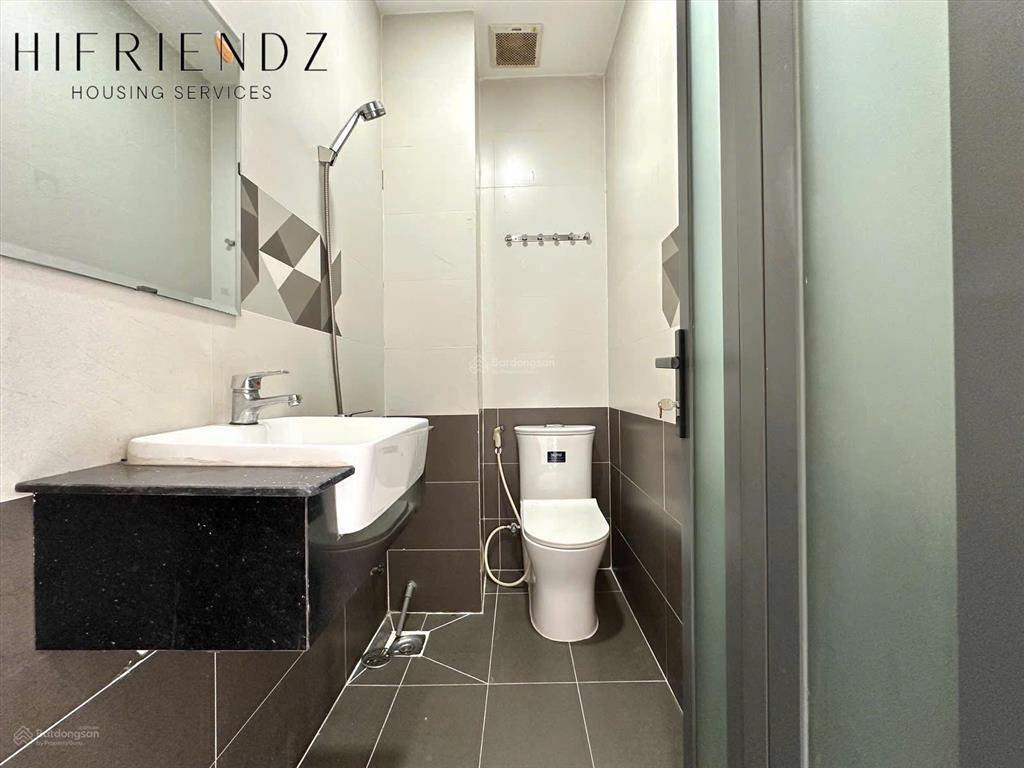 Cho thuê nhà trọ cơ bản 4,2 triệu, 25m2 tại trần hưng đạo, q5, hcm