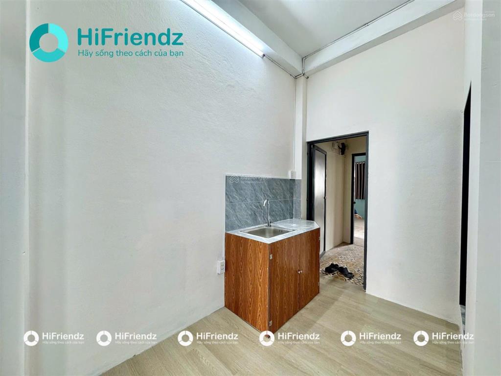 Cho thuê chdv đẹp, nhiều tiện ích, 6 triệu, 40m2 tại lạc long quân, p3, q11, hcm