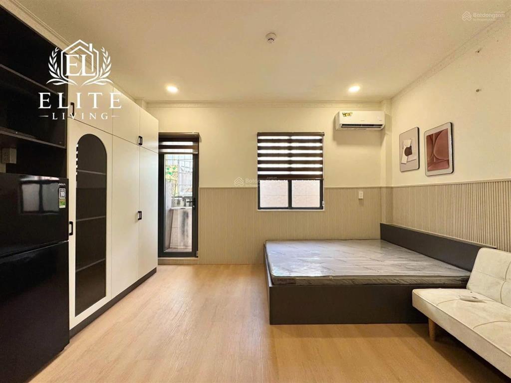 Cho thuê căn hộ dịch vụ tại hùng vương, q5, tp.hcm, giá ưu đãi 8 triệu, 40m2 hot!