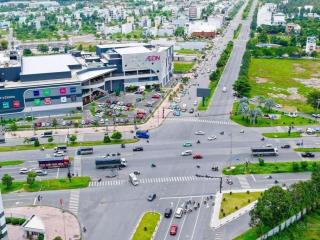 Nhà 3 tầng  dtxd 250m2 view sông, cách aeon tân an 300m