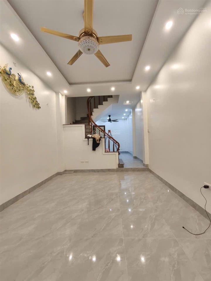 Tôi cần bán căn nhà xây mới cách thanh hà 500m. dt 36m2, gồm 4 tầng 4 ngủ, giá rẻ ngang chung cư