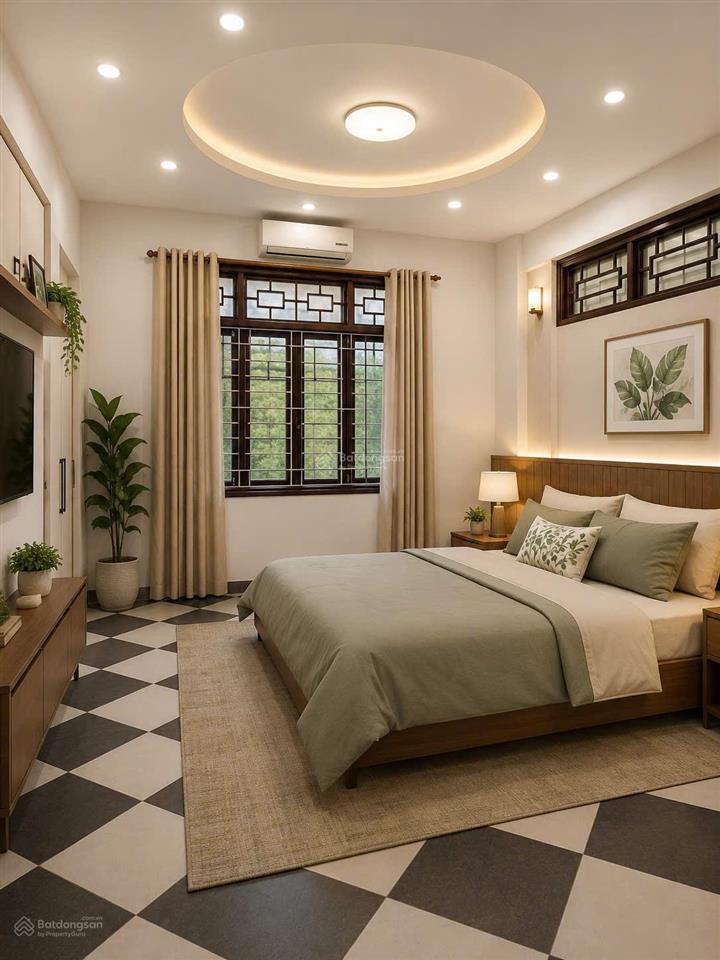 Siêu phẩm trịnh công sơn tây hồ, 76m2, 5 tầng, mt 4.3m, ô tô 4 vào nhà. giá đt 26 tỷ.