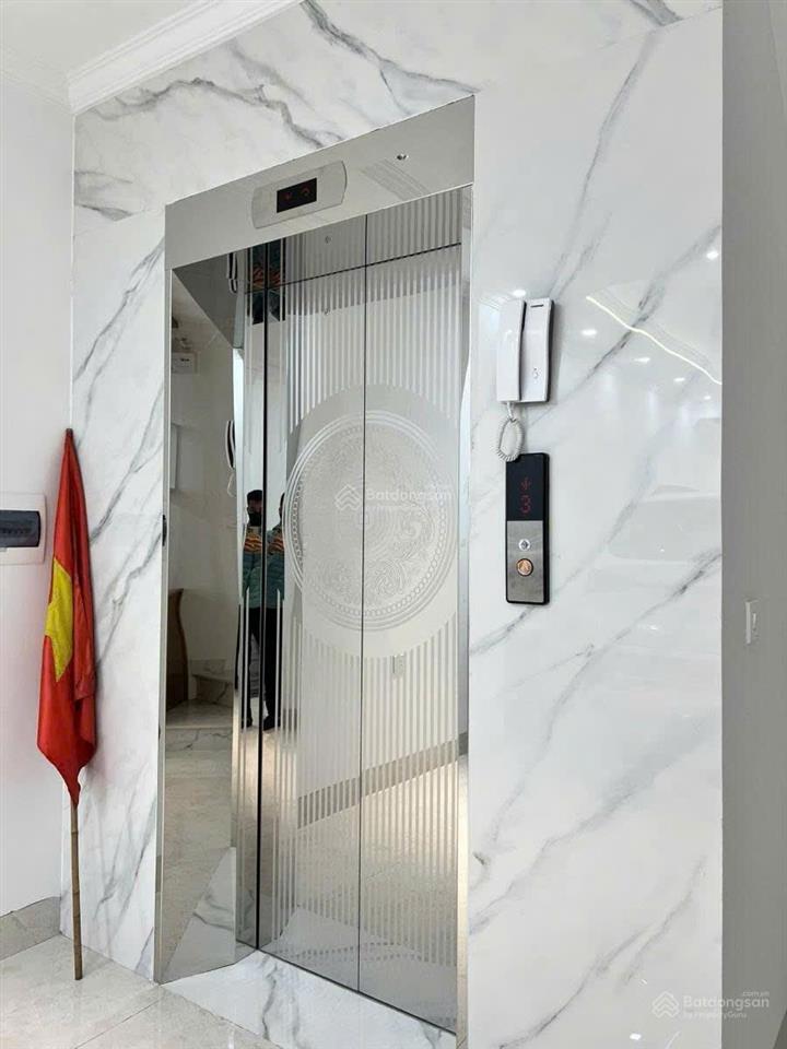 Phân lô khu giáo dục 41 m2, 7 tầng tm, gara 7, long lanh. chỉ 21 tỷ.