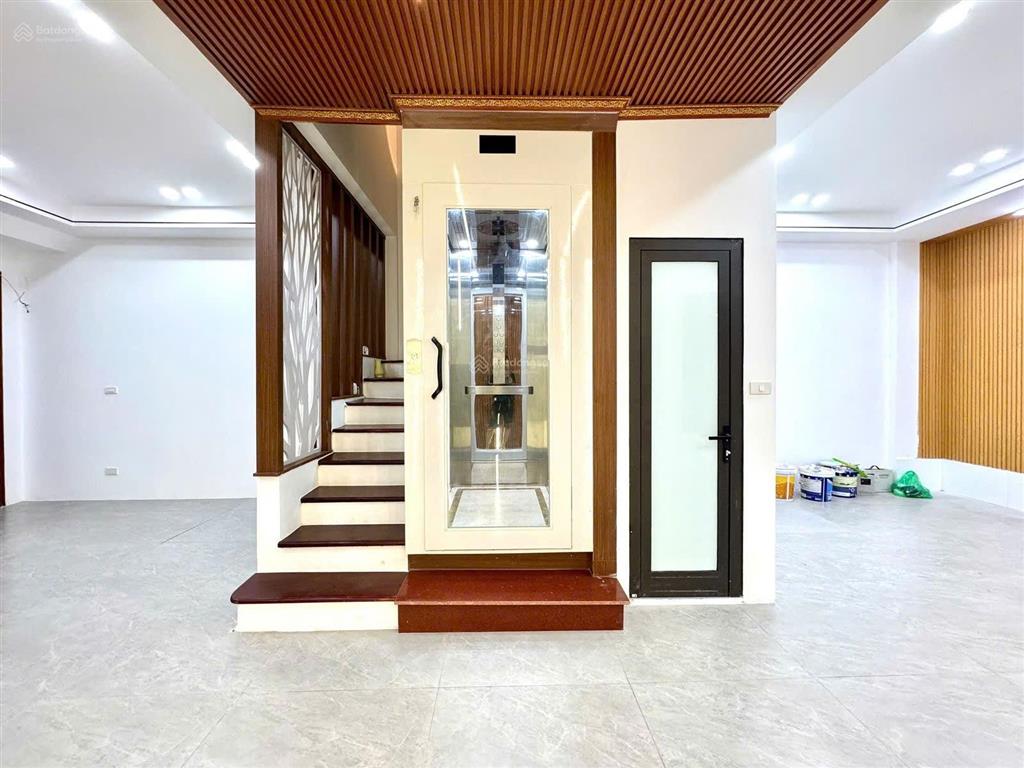 Đẹp xuân đỉnh! 68 m2, 6 tầng thang máy, mt 6.2 m, ô tô tránh. giá vip 19 tỷ!
