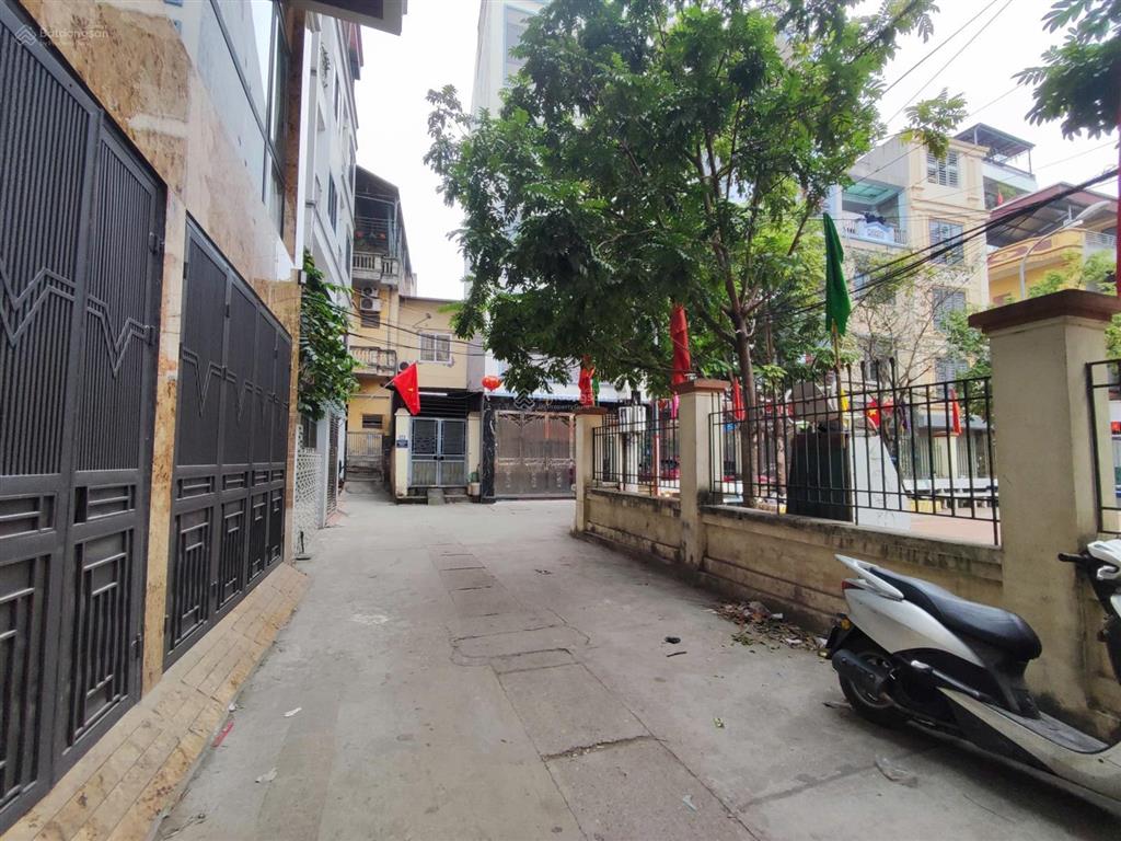 Đẹp xuân đỉnh! 68 m2, 6 tầng thang máy, mt 6.2 m, ô tô tránh. giá vip 19 tỷ!