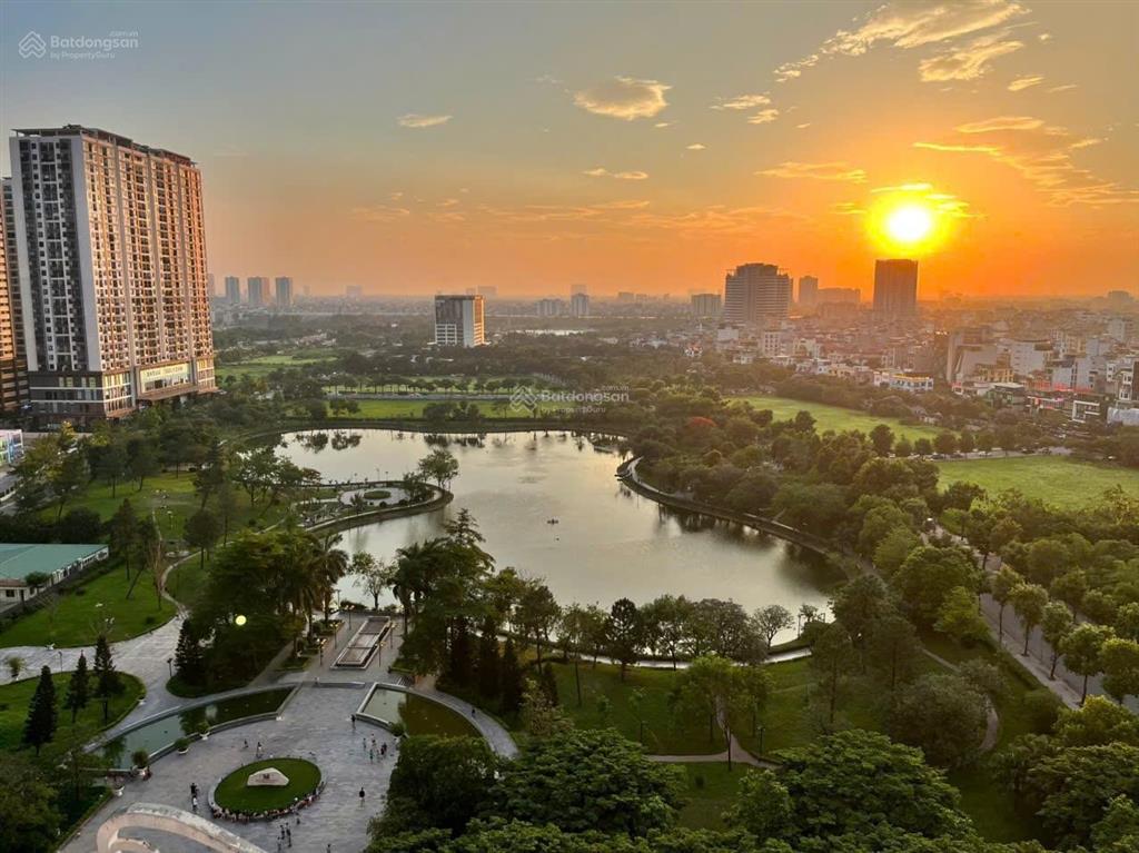 Siêu lô góc vip, view hồ tây, 153 m2, 4 phòng ngủ. nt nhập. hot 15,3 tỷ.