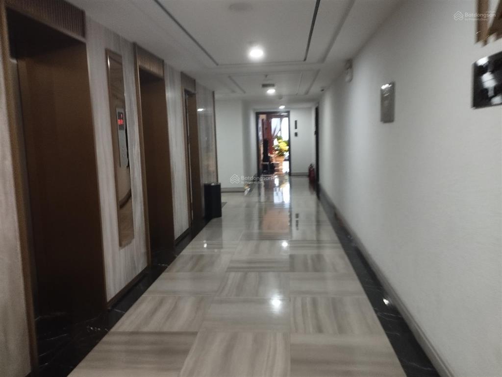 Siêu căn hộ hdi tower, 103 m2, 3 pn, view công viên hồ. giá tốt.