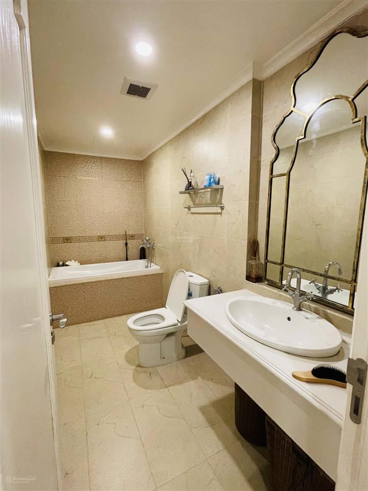 Cập nhật ecohome 3, 68 m2, 2 phòng ngủ, nội thất đẹp, view sông hồng. hot 4.86 tỷ.