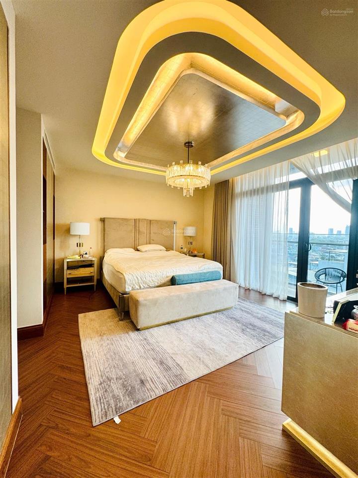 Siêu căn hộ udic westlake, lô góc 168 m2, 3 pn. hot 14 tỷ.