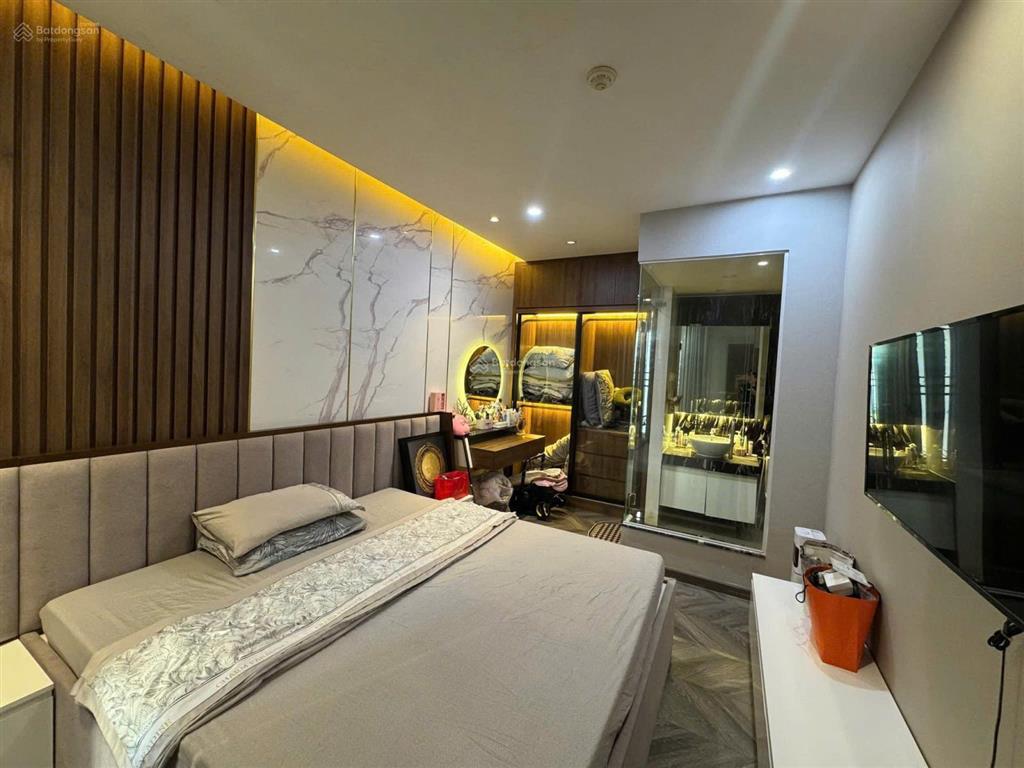 Hot  căn hộ sẵn sổ hồng, nhà đẹp, nội thất cao cấp sunrise riverside